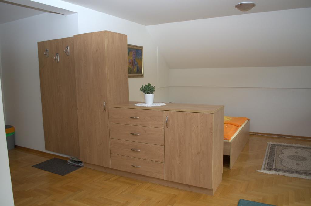 Apartment Brumec Bohinji-tó Szoba fotó